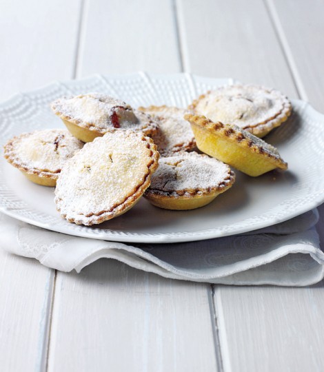 645950-1-eng-gb_nut-gluten-and-dairy-free-mince-pies-470x540
