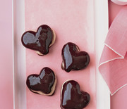 Thumb_chocolate-hearts-msl212_sq