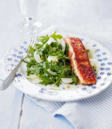594612-1-eng-gb_salmon-with-crunchy-quick-pickled-fennel-salad-470x540