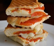 Thumb_mozzarella-pepperoni-panini-439x500