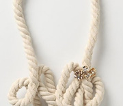 Thumb_rope_necklace1