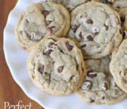 Thumb_chewy-chocolate-chip-cookie