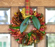 Thumb_an-instant-warm-welcome-creative-thanksgiving-wreath-ideas_03