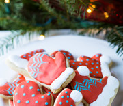 Thumb_hat-and-mitten-cookies-1-of-1-4-320x320