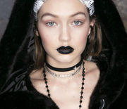 Thumb_hbz-the-list-fall-lip-looks-black-out
