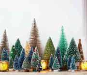 Thumb_mini-christmas-trees-102825728_vert