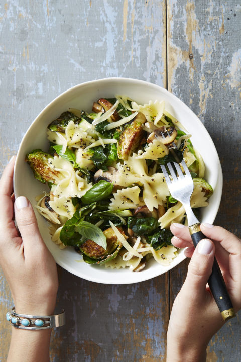 Gallery-1472739564-ghk100116-brussels-sprout-pasta