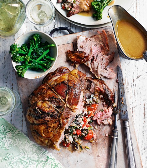 701584-1-eng-gb_lamb-shoulder-stuffed-with-toms-and-goats-cheese-470x540