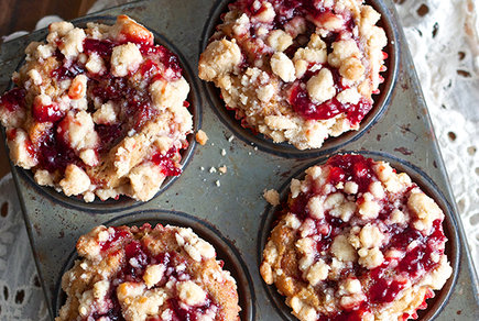 Peanut-butter-jelly-muffins