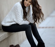 Thumb_1.-chunky-sweater-with-skinny-jeans-and-boots