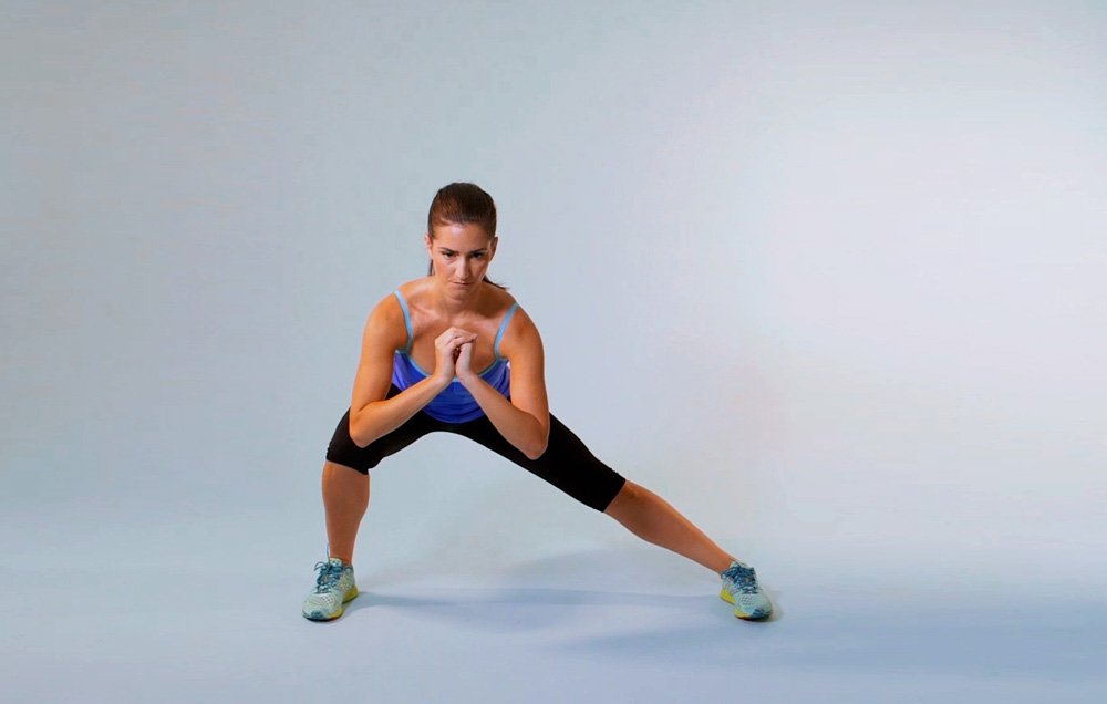 Fitgif-friday-low-lateral-lunge-slider-main