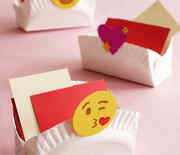 Thumb_paper-plate-emoji-mailbox-valentine_vert