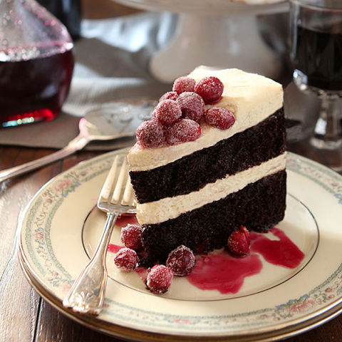 1484923659-1484155331-chocolate-red-wine-cake-2
