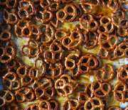 Thumb_smoky-vanilla-bourbon-pretzels-3