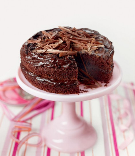 470805-1-eng-gb_mary-berrys-very-best-chocolate-and-orange-cake-470x540