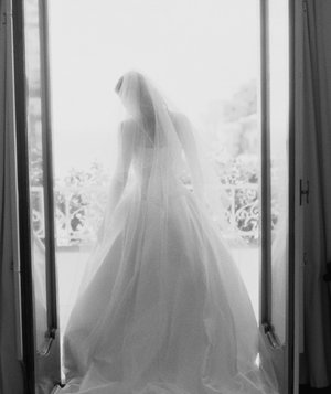 Bride-wedding-dress