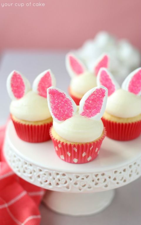 Gallery-1487011513-bunny-ear-cupcakes