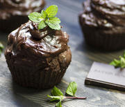 Thumb_ae_mint_chocolate_cupcakes_1000