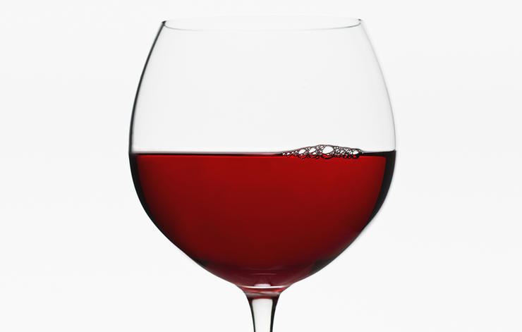 Gettyimages-116359602-red_wine-tetra_images
