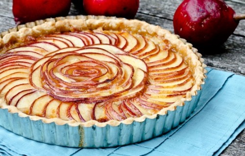 Brie-and-pear-tart-500x319
