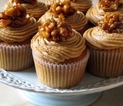 Thumb_coffee-walnut-crunch-cupcakes-387x500