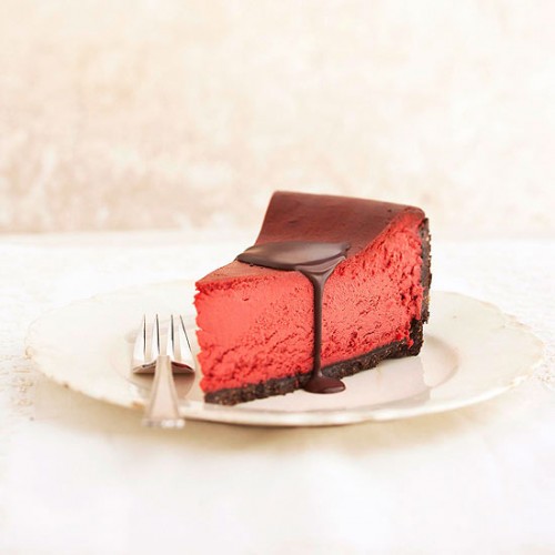 Red-velvet-cheesecake-500x500