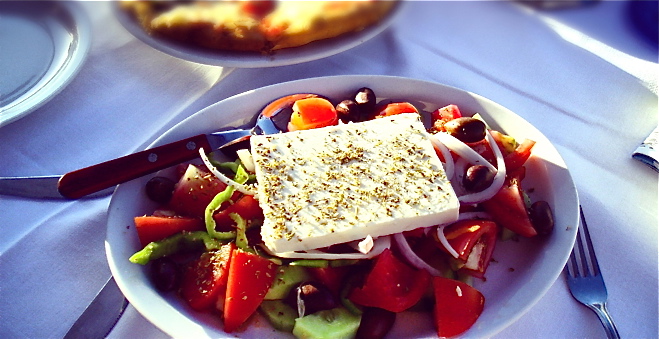 Horiatiki-greek-salad1
