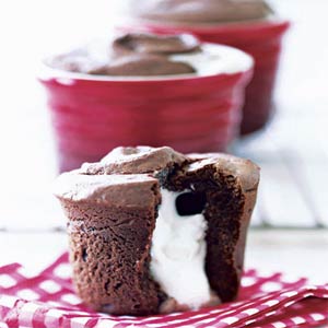 Joes-molten-marshmallow-chocolate-cakes