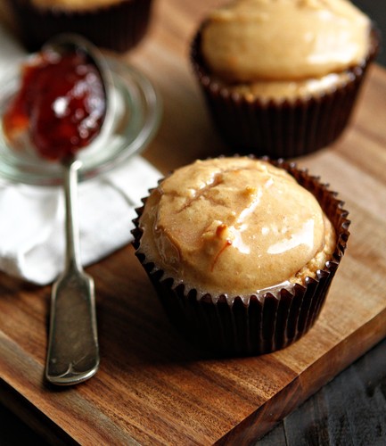 Peanut-butter-jelly-muffins-433x500