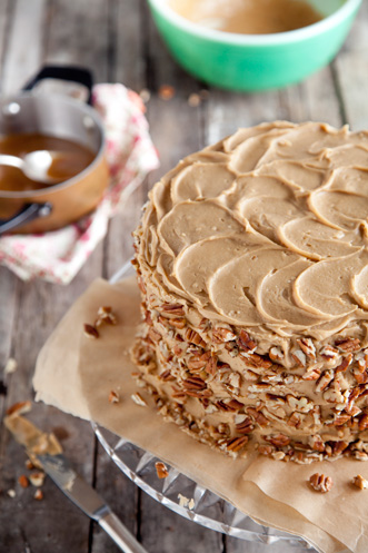 Chocolate-pecan-layer-cake1