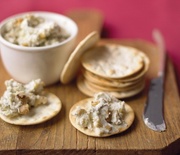 Thumb_blue-cheese-and-walnut-spread