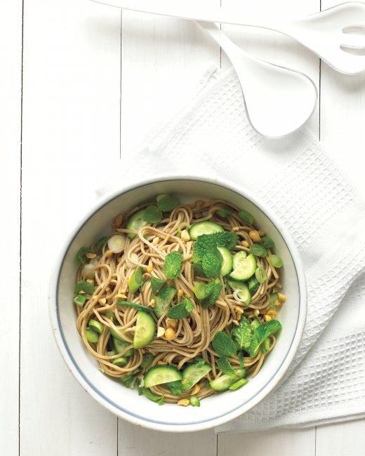 Asian-noodle-salad-med103841_vert