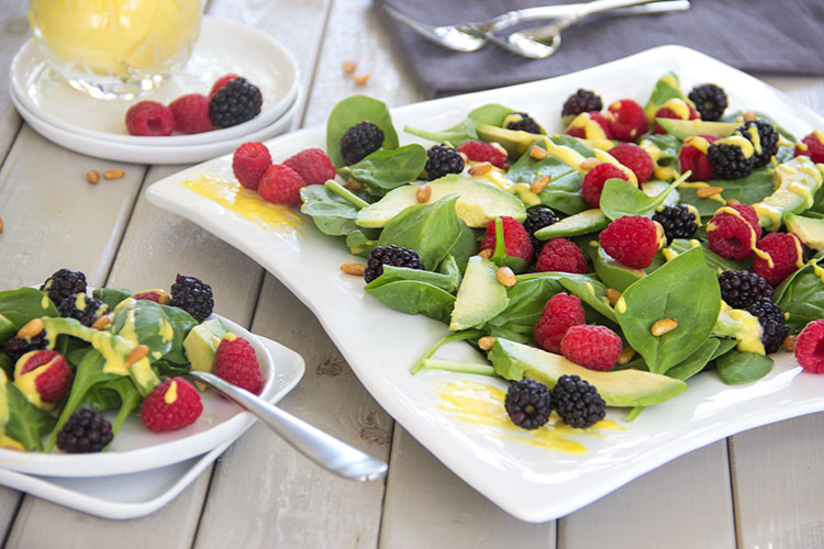 Anti-aging-avocado-and-berry-salad