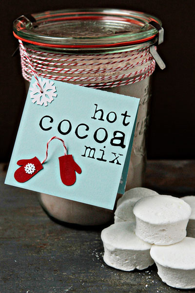 Hot-cocoa-mix-in-jar