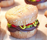 Thumb_cupcake-cheeseburgers