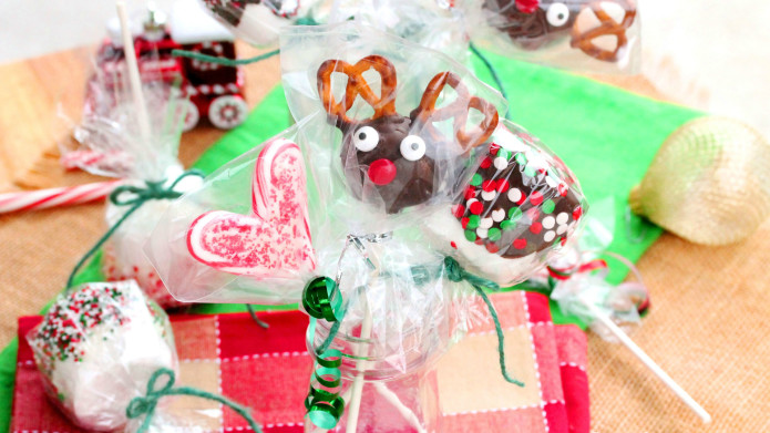 Chocolate-holiday-lollipops