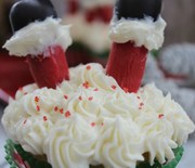 Thumb_santa-legs-oops-cupcake