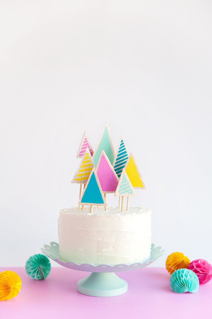 Christmas-tree-cake-topper-tell-love-and-party