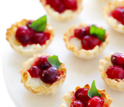 Thumb_cranberry-baked-brie-bites-8