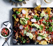 Thumb_1115gt-party-food-chicken-nachos