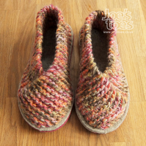 Logoed_finished_squiggle_grouse_slippers_large