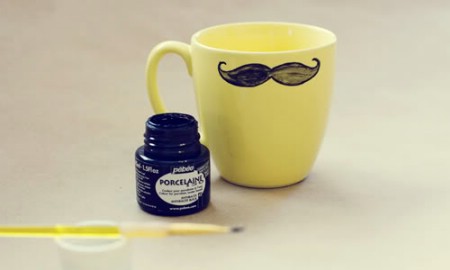 2-moustache-mug