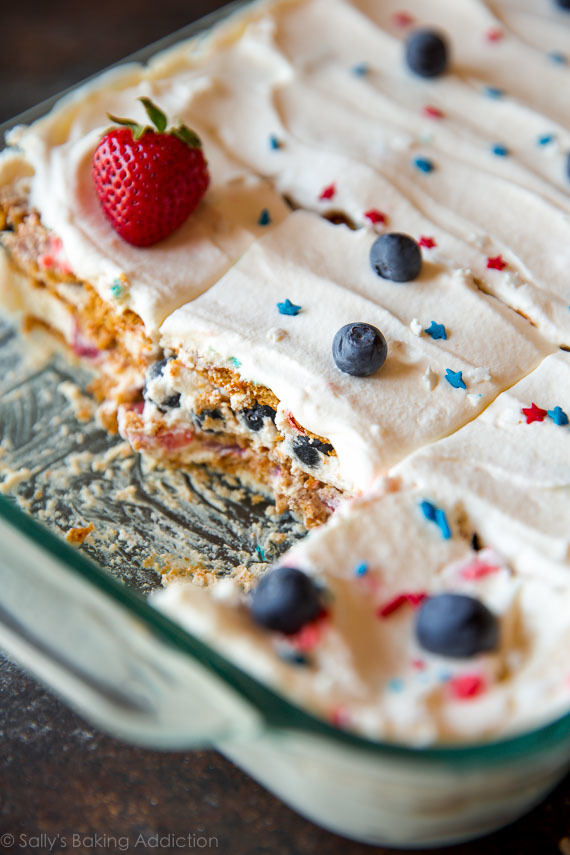 Berries-vanilla-cream-icebox-cake