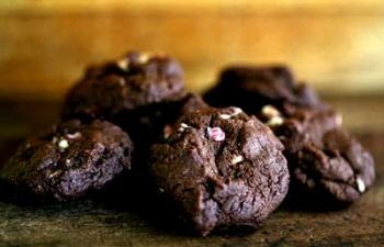 Peppermint-bark-chocolate-cookies2