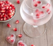 Thumb_the-coolest-thing-to-do-with-pomegranate-seeds
