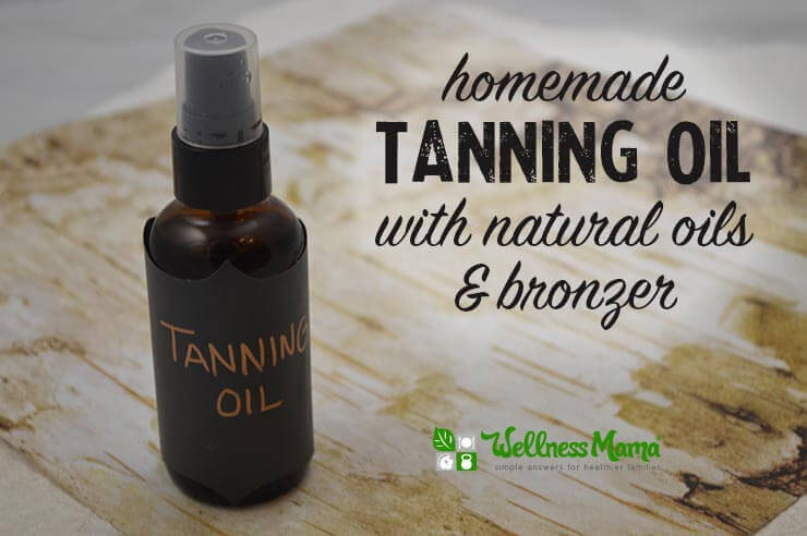 Homemade-tanning-oil-with-natural-oils-and-bronzer