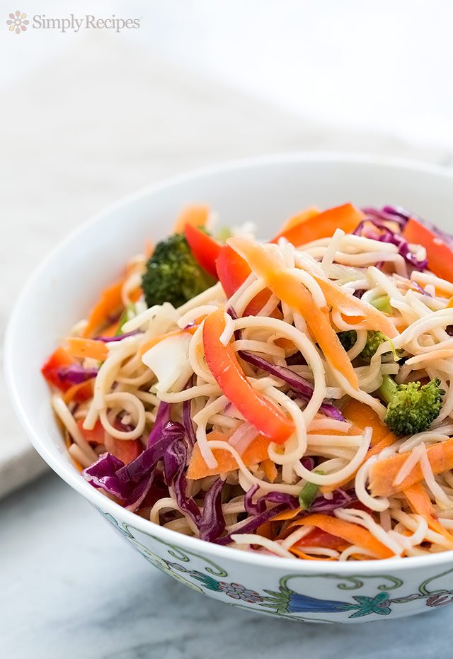 Asian-noodle-salad-vertical-640
