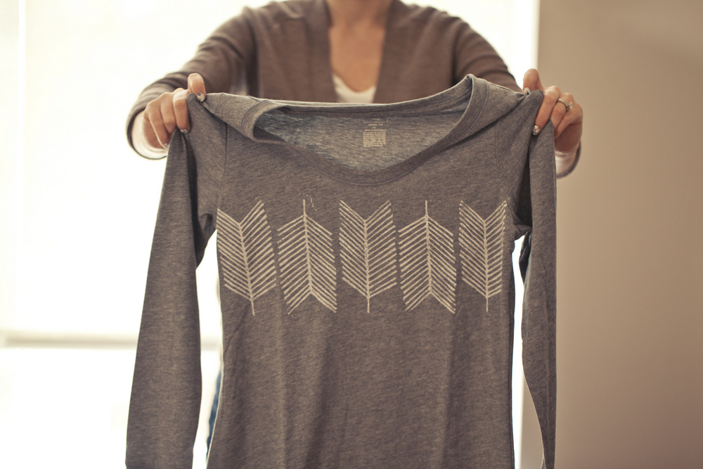 How-to-make-a-rubber-stamp-print-t-shirt