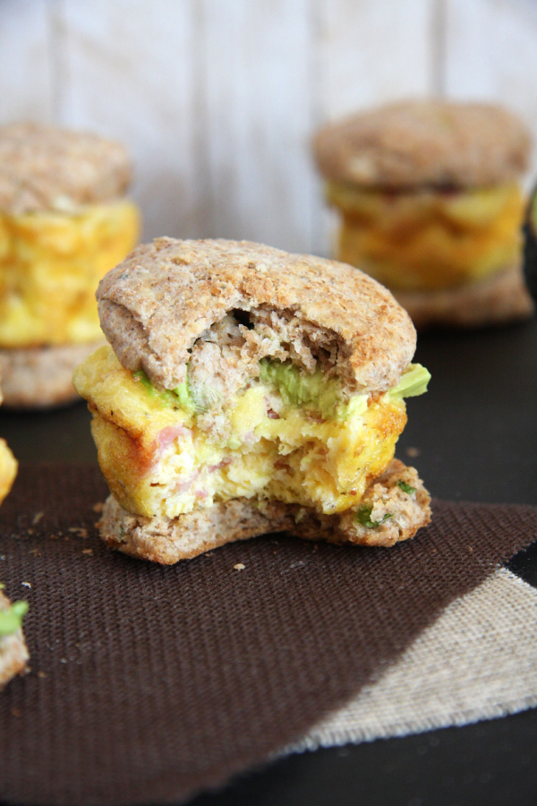 Mini_egg_and_whole_wheat_biscuit_sandwiches3-copy