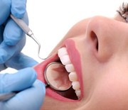 Thumb_10822-beautiful-woman-at-dentist-teeth-smiling
